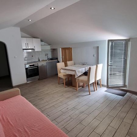 Apartmani Kurjakovic - Punat Exterior foto